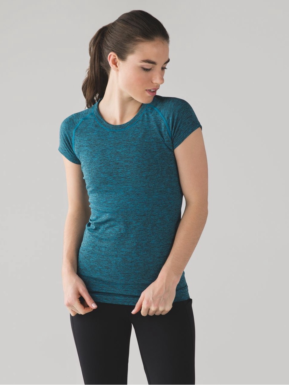 Lululemon Swiftly Tech Short Sleeve Crew Shirt 6 Heathered Kayak Blue 2016
